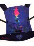 Marsupio ergonomico Madame Googoo - Rania in Wonderland Preschooler regolabile++ Blu scuro con cappuccio con orecchie da orsetto