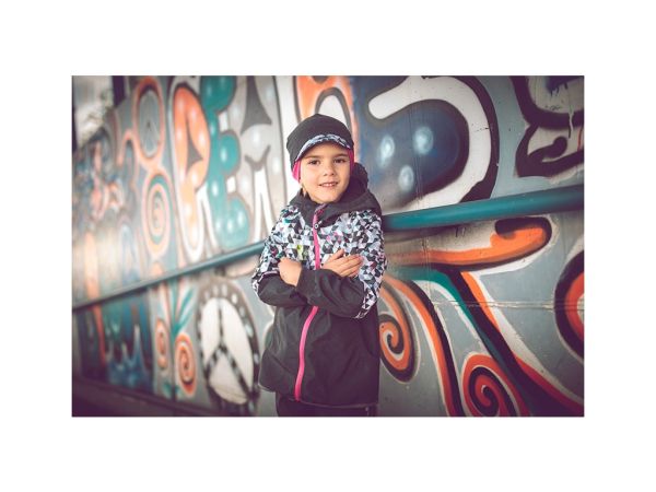 Giacca da bambino in softshell Unuo- Triangoli bianchi e rosa