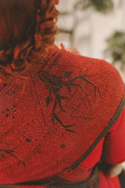 Luluna Slings - Geo Deer Eve