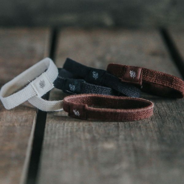 Prodotto per la persona Wild & Stone - Elastici per capelli in cotone biologico in vari colori (confezione da 6 pezzi)