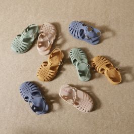 Sandali di plastica per il mare deals