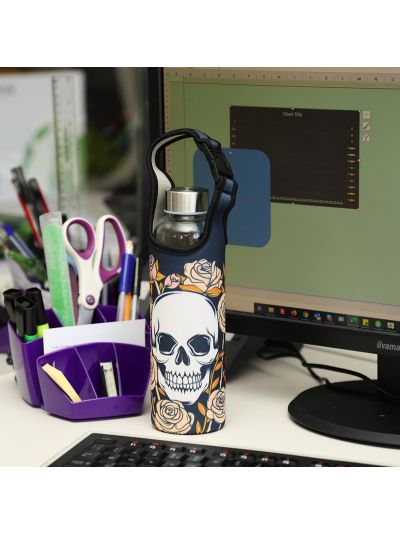 Borraccia in vetro con fodera in neoprene Puckator- Teschi con Rose