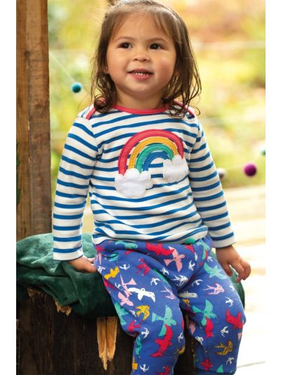 Maglietta per bambini in cotone biologico Frugi – Bobby cobalt stripe/rainbow